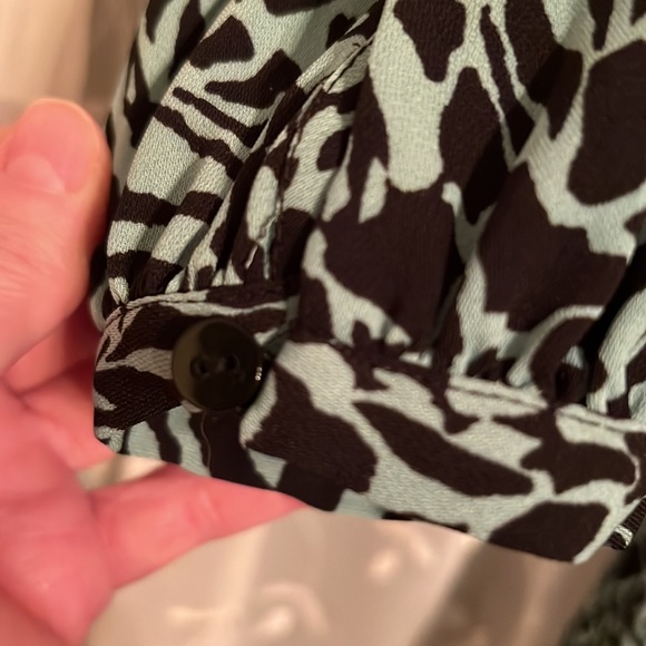 NWT WHISTLES US-SZ 10 GREEN WRAP DRESS ANIMAL PRINT - Picture 6 of 13